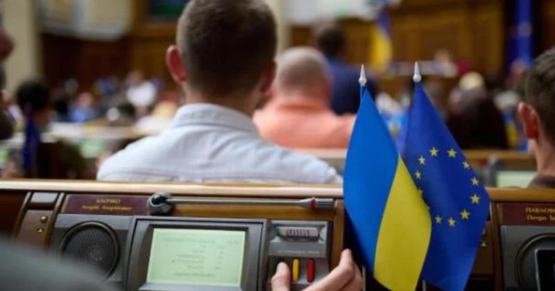 Парламент відхилив усі пропозиції, які перешкоджали затвердженню закону про збільшення податкових ставок.