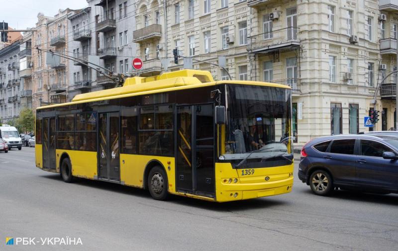 У Херсоні через позапланові відключення електропостачання зупинився рух електротранспорту.