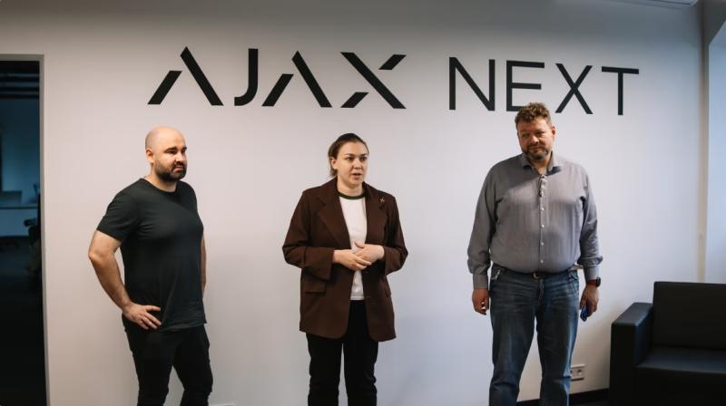 Ajax Systems спільно з Національним авіаційним університетом заснували лабораторію електроніки.