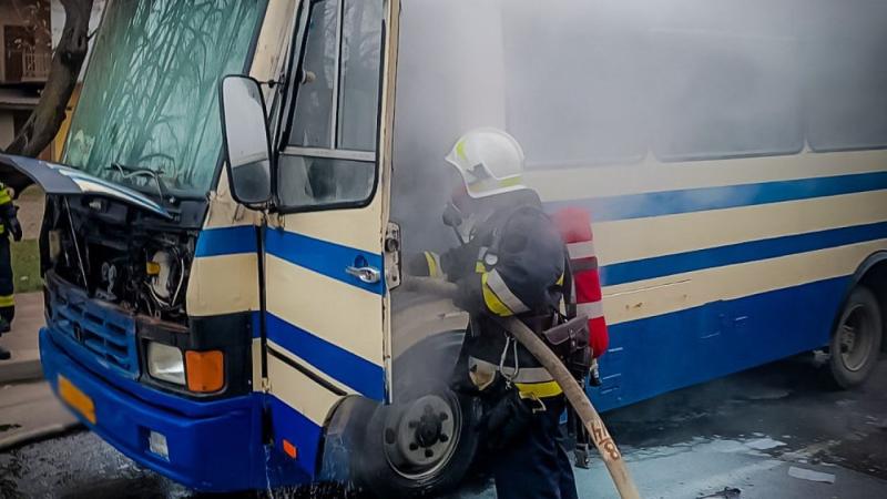 У Стрию сталася пожежа в автобусі, що перевозив пасажирів.