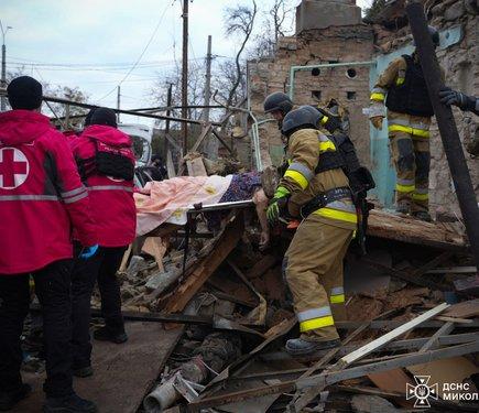 Оголошується екстрений збір для родини, яка вчора втратила свій дім у Миколаєві внаслідок атаки 